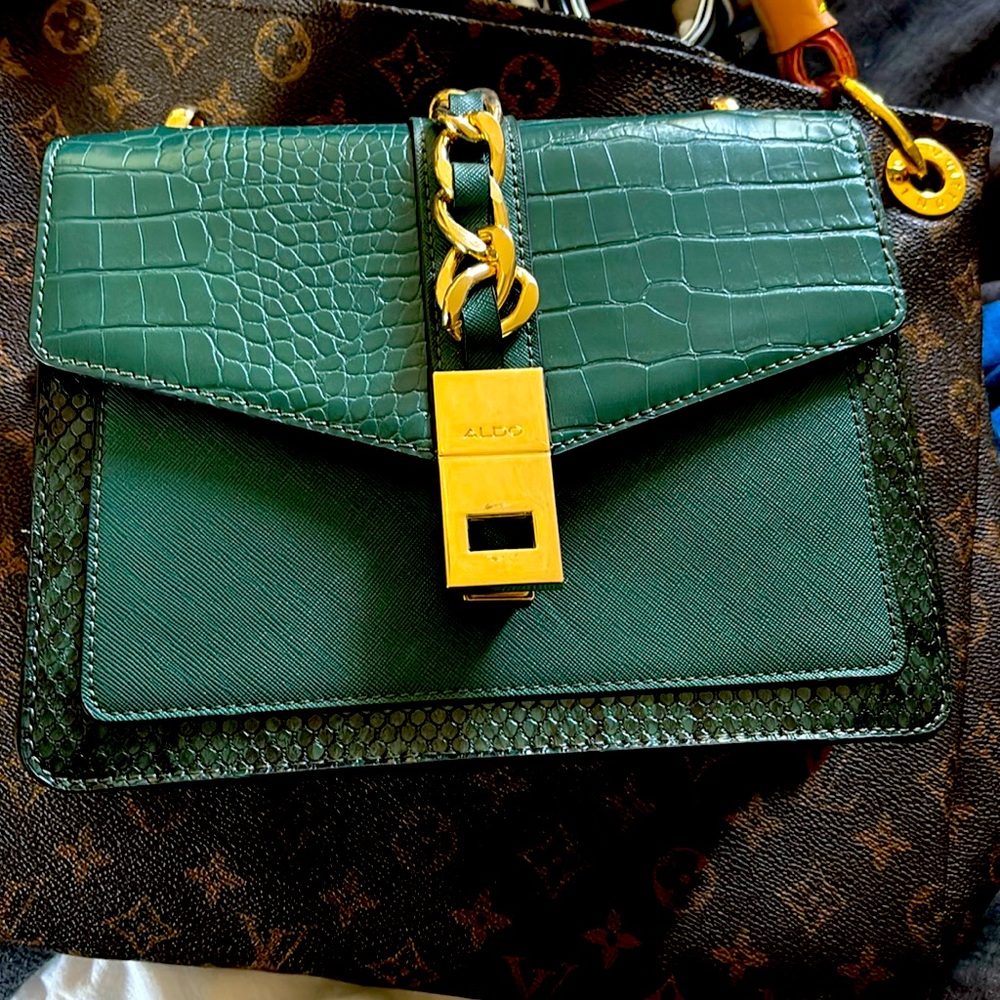 Green ALDO small purse brand new
